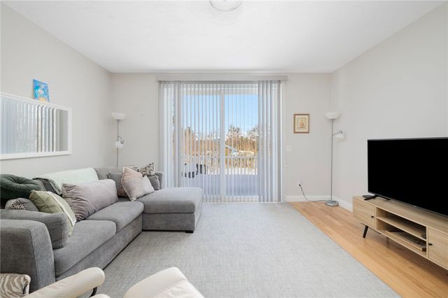 107 Old River Road 11, Lincoln, RI 02865