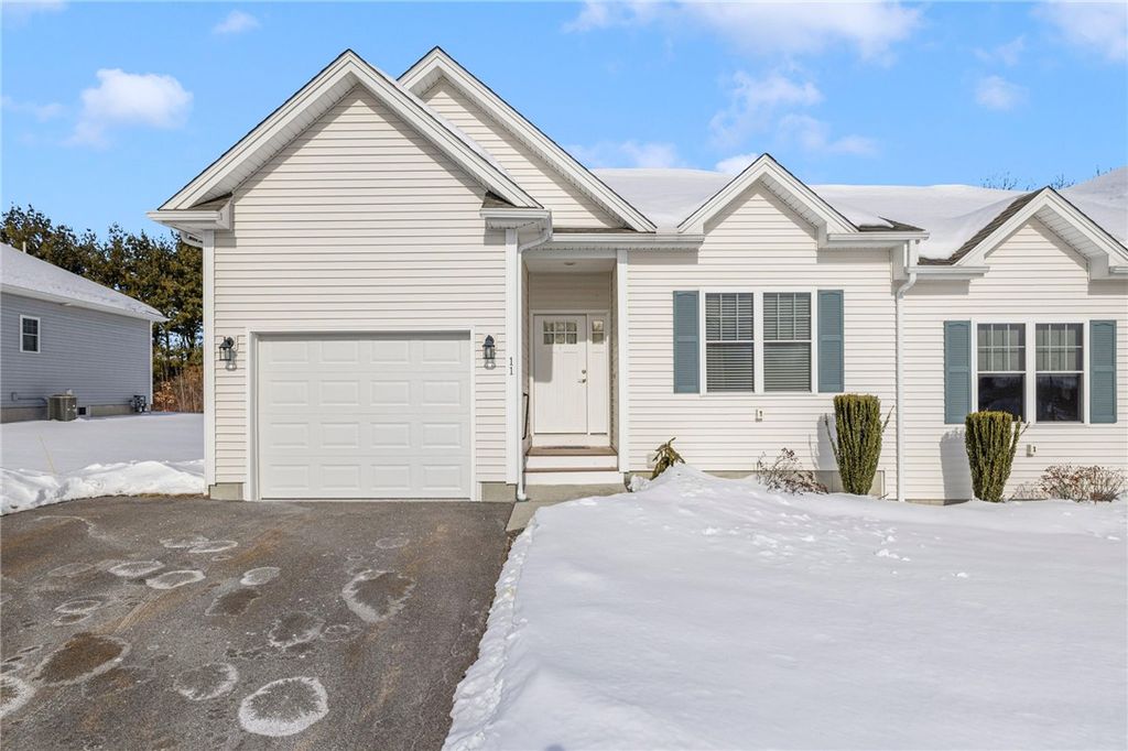 107 Old River Road 11, Lincoln, RI 02865