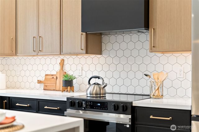 13920 130th Avenue NW, Gig Harbor, WA 98329