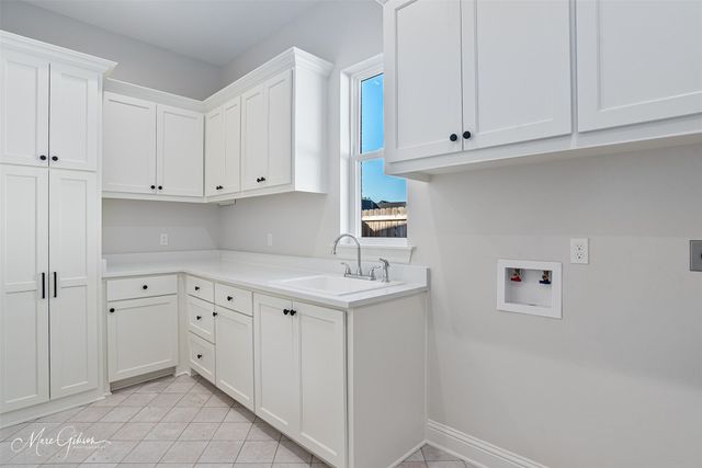 9827 Canebrake Lane, Shreveport, LA 71106