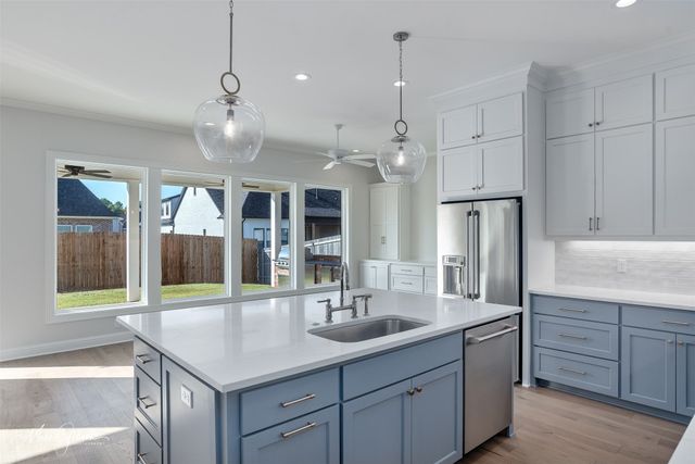 9827 Canebrake Lane, Shreveport, LA 71106