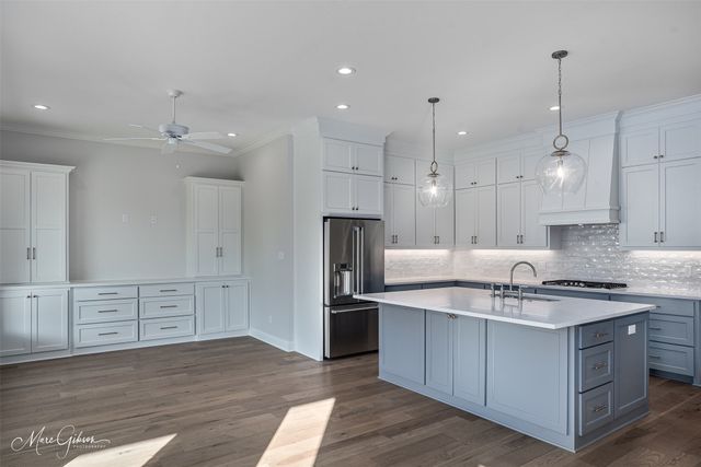 9827 Canebrake Lane, Shreveport, LA 71106