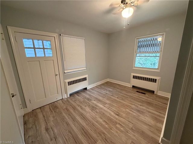 2313 N Glenn Avenue, Winston-salem, NC 27105