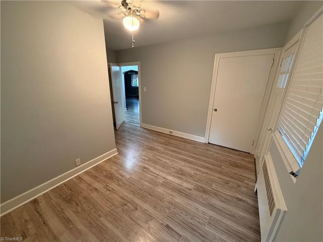 2313 N Glenn Avenue, Winston-salem, NC 27105