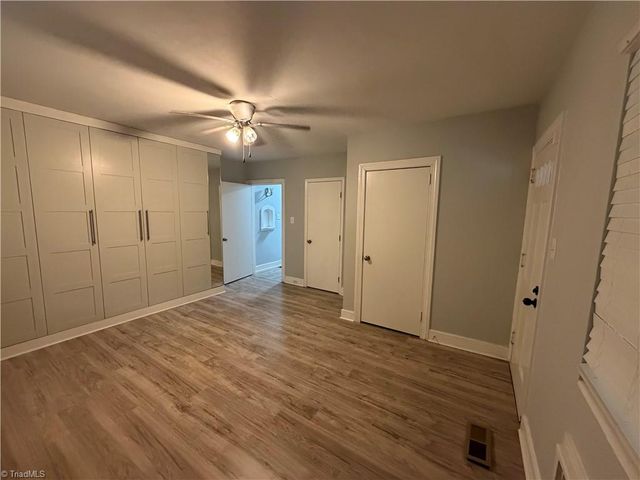 2313 N Glenn Avenue, Winston-salem, NC 27105