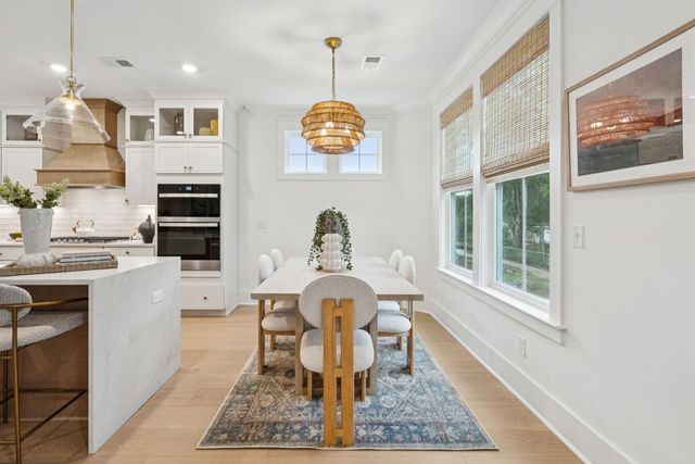 518 Highcroft Avenue, Charleston, SC 29412