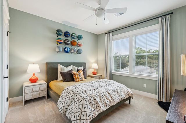 518 Highcroft Avenue, Charleston, SC 29412