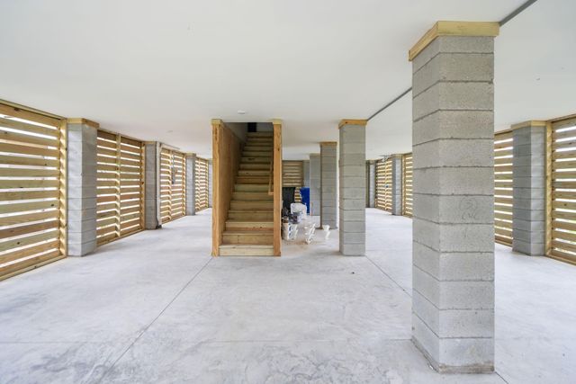 518 Highcroft Avenue, Charleston, SC 29412