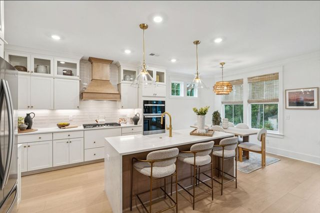 518 Highcroft Avenue, Charleston, SC 29412