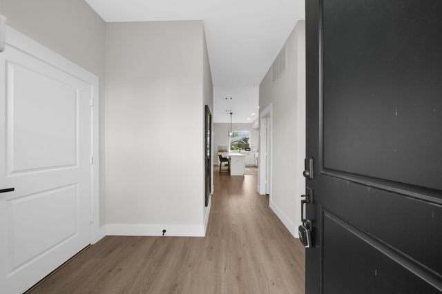 6835 Weston Street AB, Houston, TX 77021