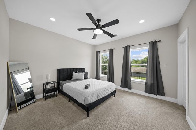 6835 Weston Street AB, Houston, TX 77021