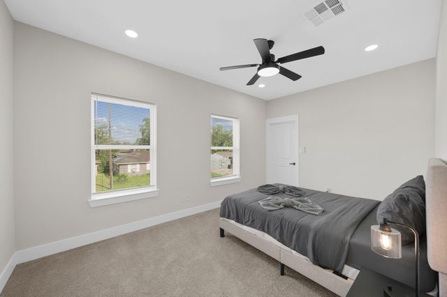 6835 Weston Street AB, Houston, TX 77021