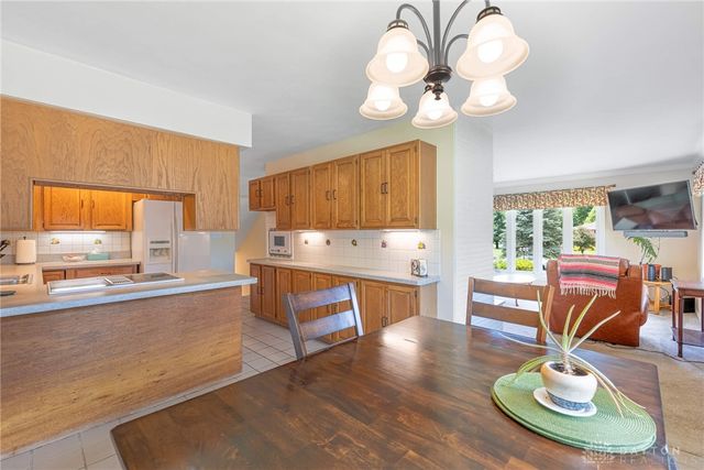 1182 Westridge Road, Washington Twp, OH 45459