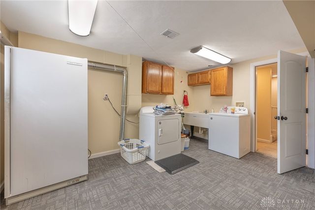1182 Westridge Road, Washington Twp, OH 45459
