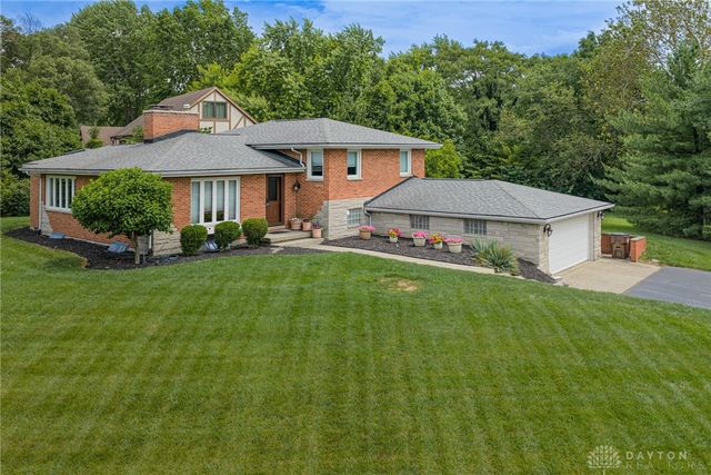 1182 Westridge Road, Washington Twp, OH 45459