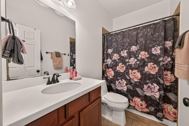 946 Maresca Lane, League City, TX 77573
