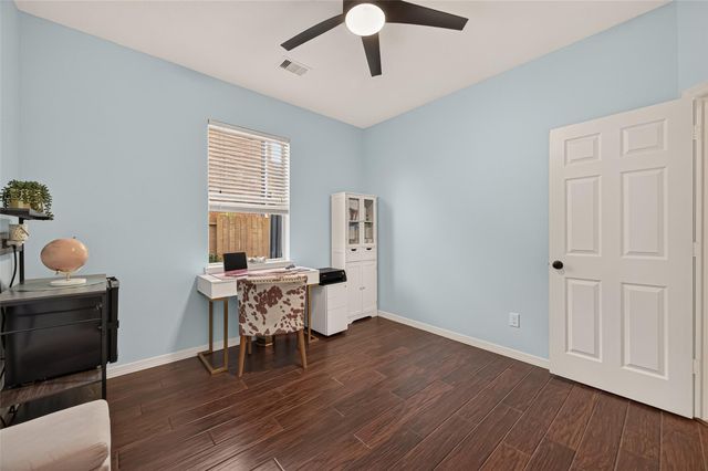 946 Maresca Lane, League City, TX 77573