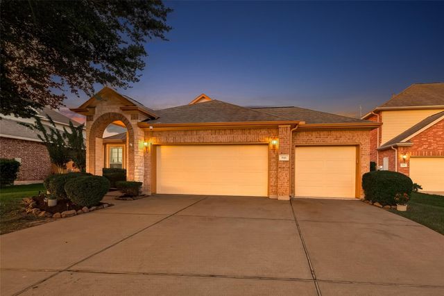 946 Maresca Lane, League City, TX 77573