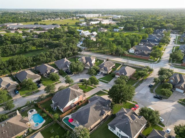 946 Maresca Lane, League City, TX 77573