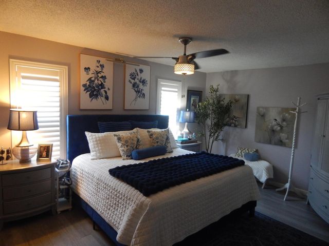 121 Granada Street, Royal Palm Beach, FL 33411