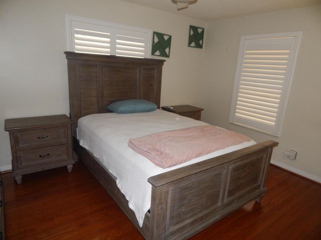 121 Granada Street, Royal Palm Beach, FL 33411