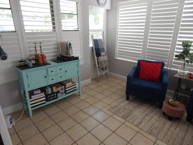 121 Granada Street, Royal Palm Beach, FL 33411