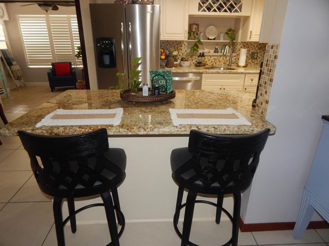 121 Granada Street, Royal Palm Beach, FL 33411