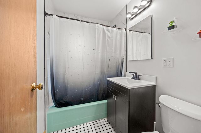 597 Flandrau Street, Saint Paul, MN 55106