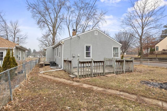 597 Flandrau Street, Saint Paul, MN 55106