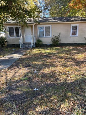 204 Drayton Street, Manning, SC 29102