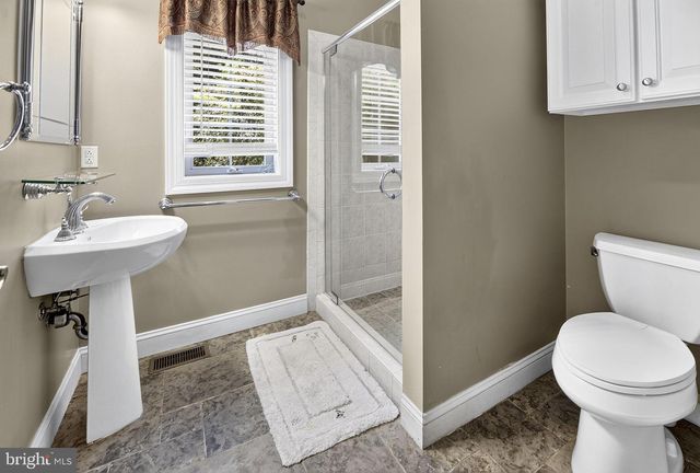 822 E HARLEQUIN DR, Galloway, NJ 08205
