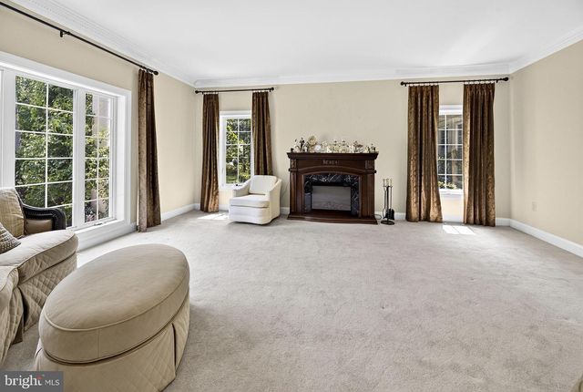 822 E HARLEQUIN DR, Galloway, NJ 08205
