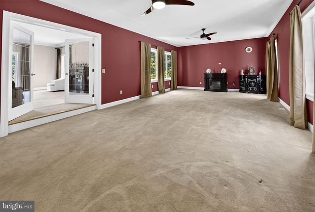 822 E HARLEQUIN DR, Galloway, NJ 08205