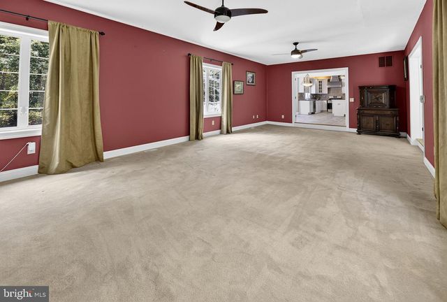 822 E HARLEQUIN DR, Galloway, NJ 08205