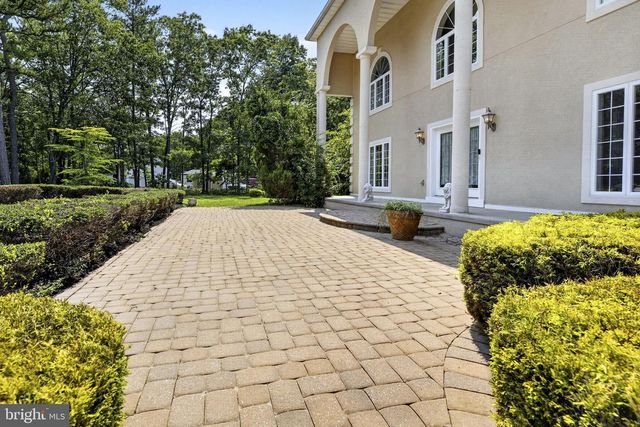 822 E HARLEQUIN DR, Galloway, NJ 08205