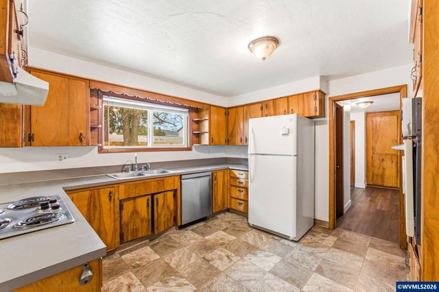 4389 Lancaster Dr NE, Salem, OR 97305