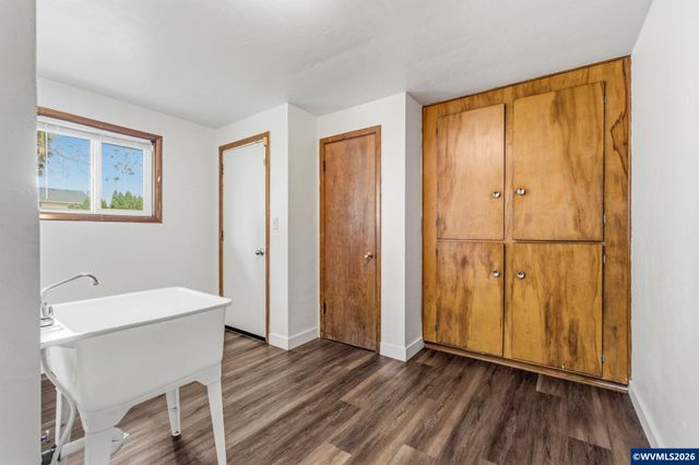 4389 Lancaster Dr NE, Salem, OR 97305