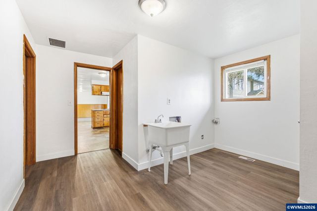 4389 Lancaster Dr NE, Salem, OR 97305