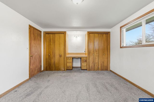 4389 Lancaster Dr NE, Salem, OR 97305