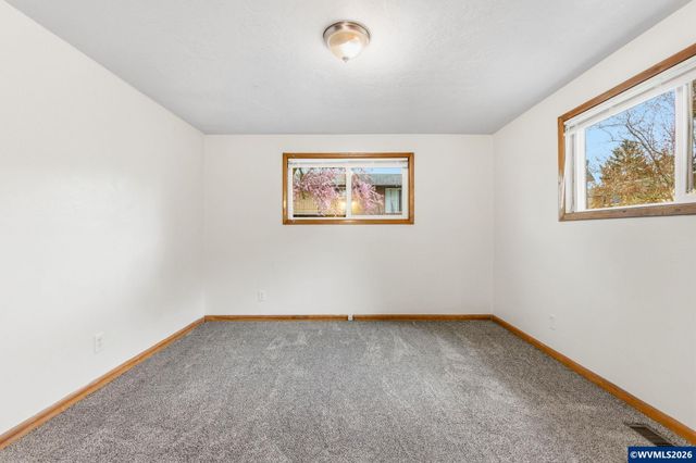 4389 Lancaster Dr NE, Salem, OR 97305