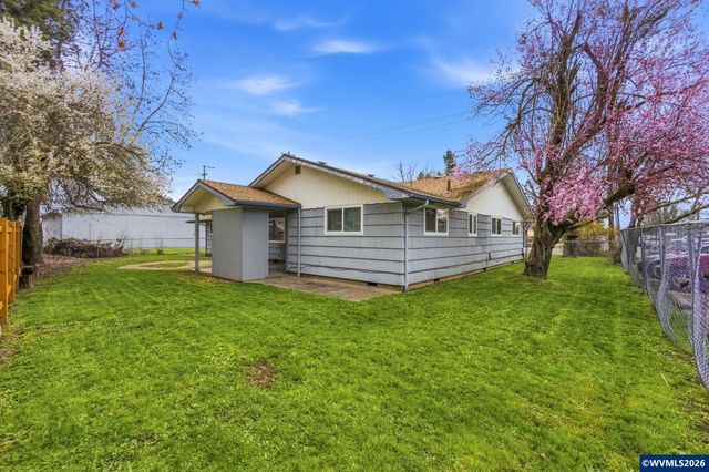 4389 Lancaster Dr NE, Salem, OR 97305