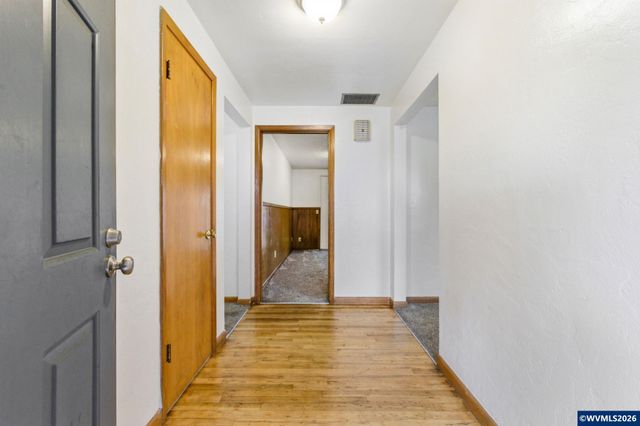 4389 Lancaster Dr NE, Salem, OR 97305