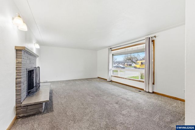 4389 Lancaster Dr NE, Salem, OR 97305