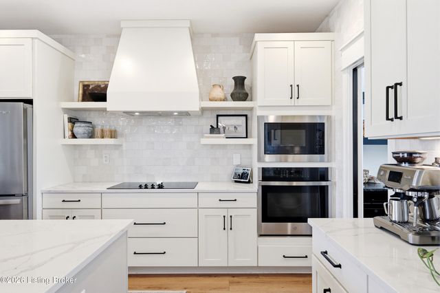 125 Jacks Ct, Fisherville, KY 40023