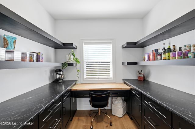 125 Jacks Ct, Fisherville, KY 40023