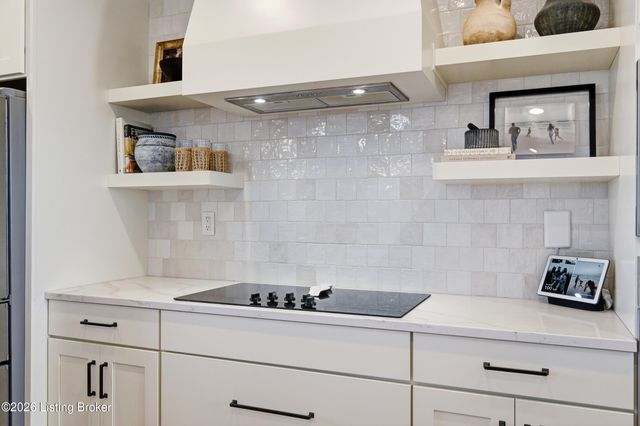 125 Jacks Ct, Fisherville, KY 40023