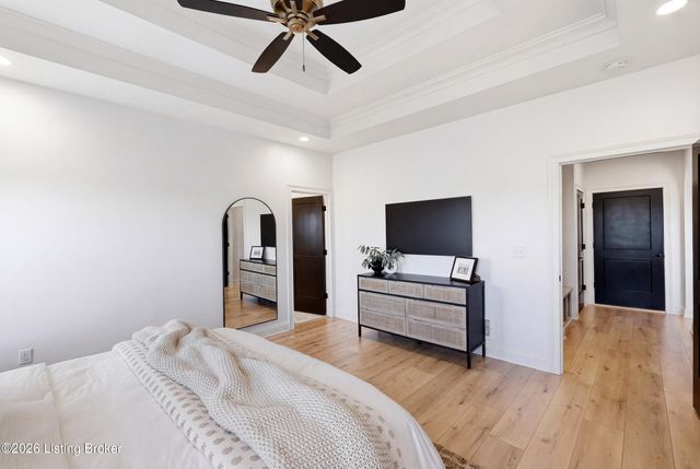 125 Jacks Ct, Fisherville, KY 40023