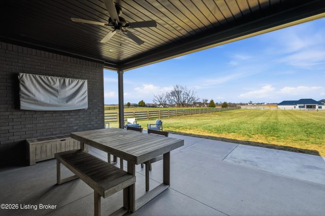 125 Jacks Ct, Fisherville, KY 40023