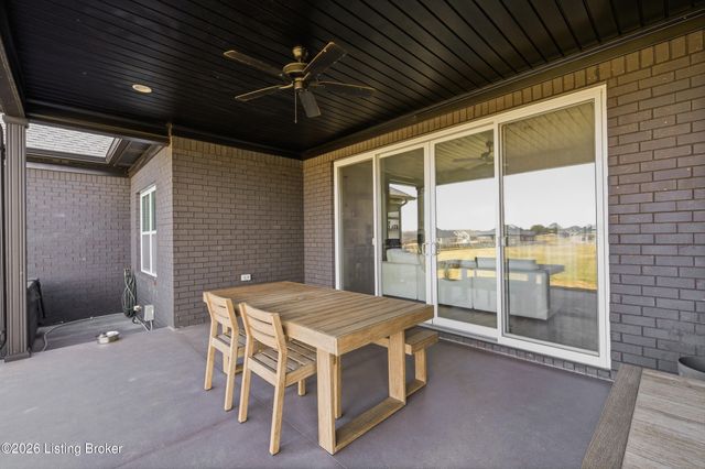 125 Jacks Ct, Fisherville, KY 40023