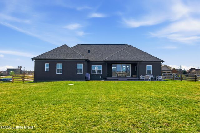 125 Jacks Ct, Fisherville, KY 40023